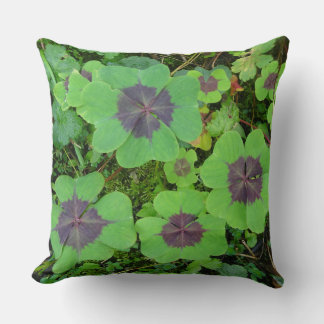 Four Leaf Clover Pattern Throw Pillow