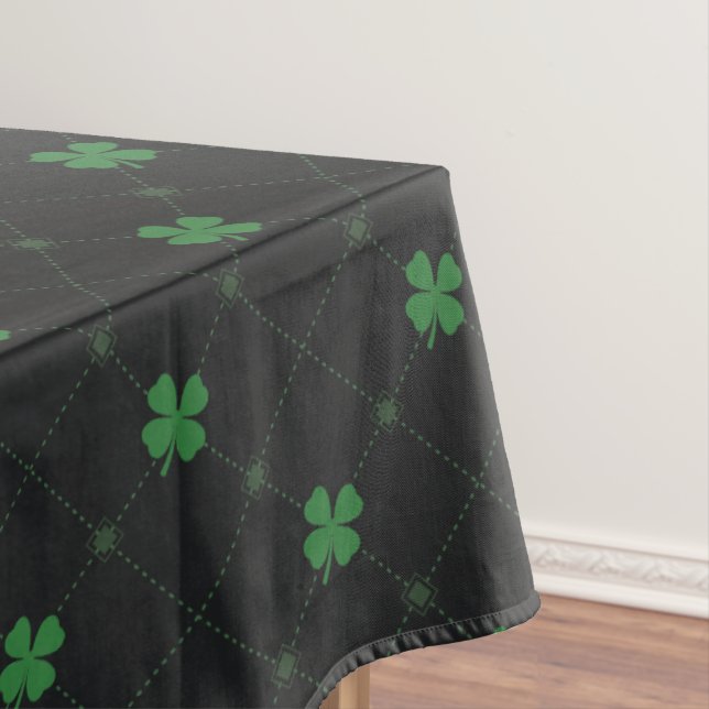 Four Leaf Clover Tablecloth (In Situ)