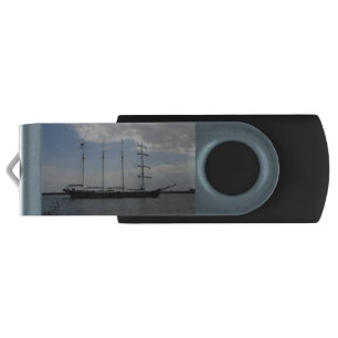 Four Master Ship USB-stick Flashdrive Flash Drive