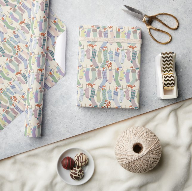 Fox in Socks Wrapping Paper (Crafts)
