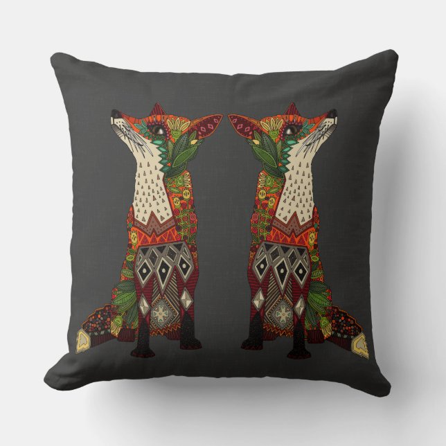fox love lead linen throw pillow (Front)