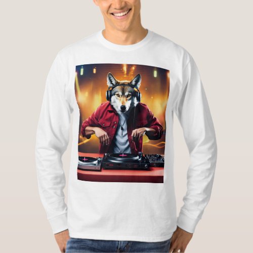 fox playing dj T_Shirt