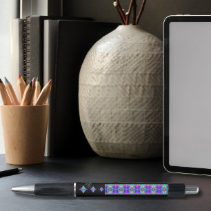 Fractal symmetric personalizable pen