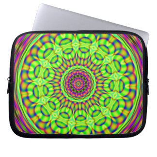 Fractalscope 28 laptop sleeve