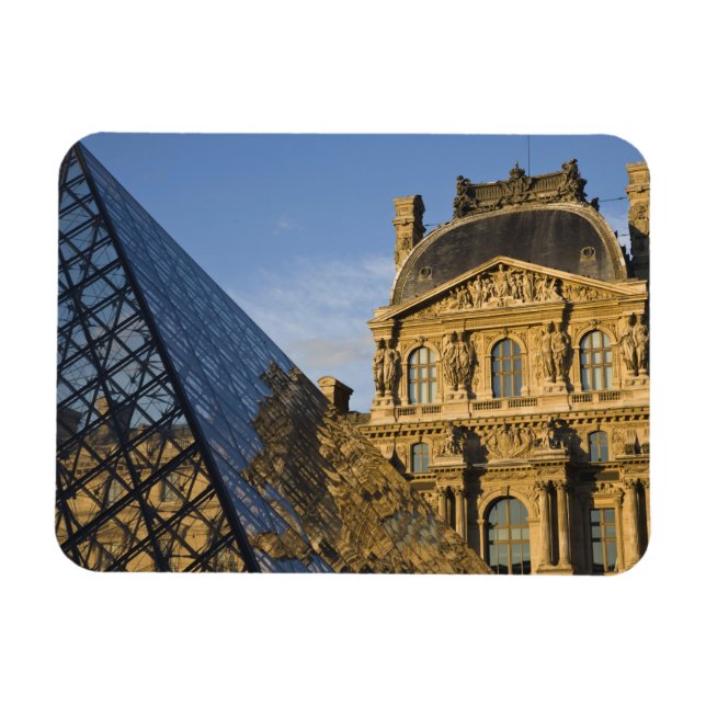 France, Paris, Louvre Museum and the Pyramid, Magnet (Horizontal)