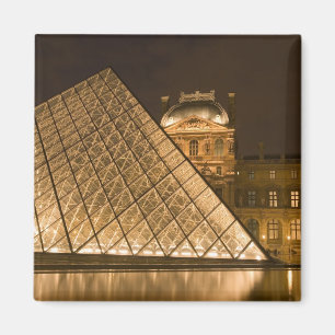France, Paris. The Louvre at twilight. Credit 2 Magnet
