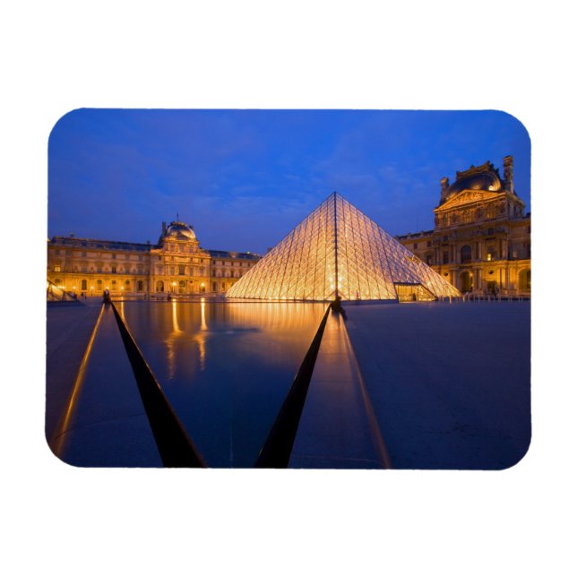 France, Paris. The Louvre museum at twilight. Magnet (Horizontal)