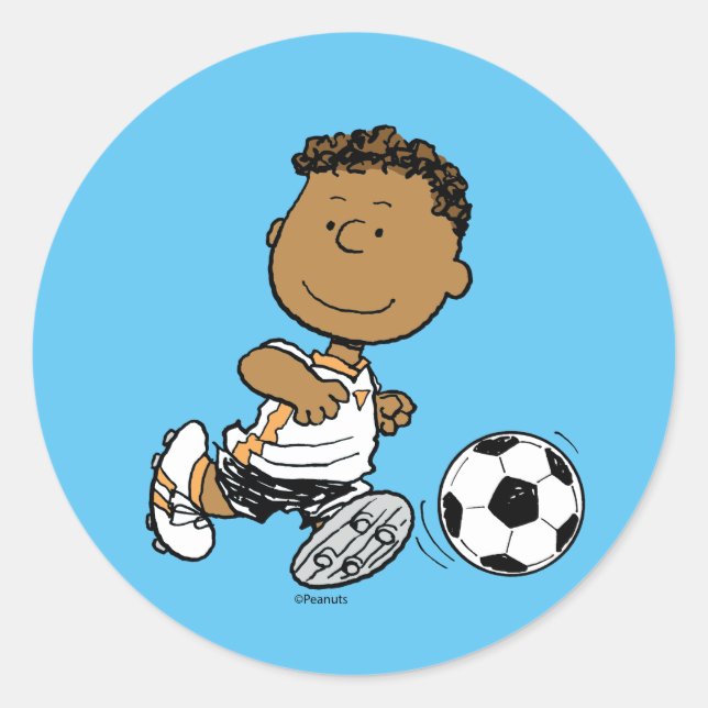 Franklin Playing Soccer Classic Round Sticker (Front)