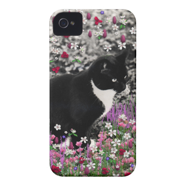 Freckles in Flowers II - Black and White Kitty iPhone 4 Case Freckles in Flowers II - Black and White Kitty iPhone 4 Case