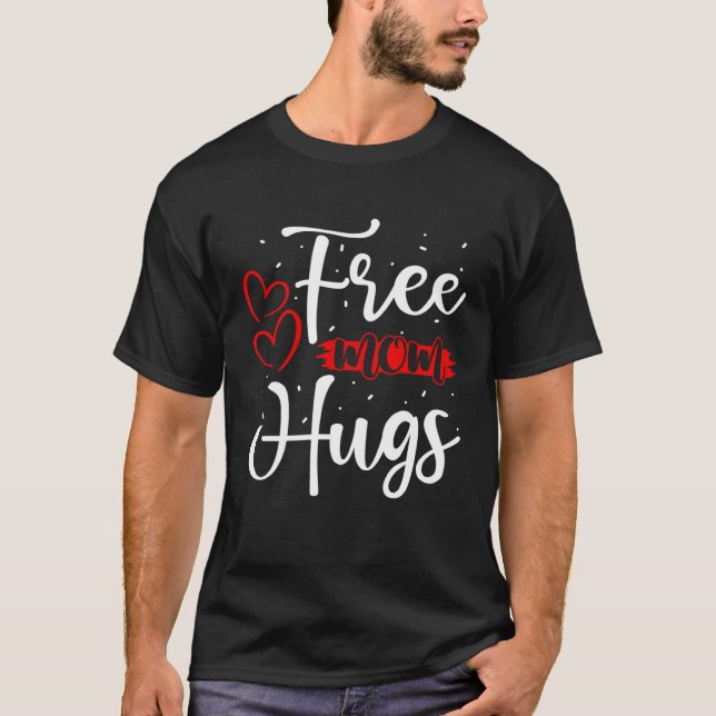 Free Mom Hugs LGBT Transgender Bisexual Pride Mont T-Shirt (Front)