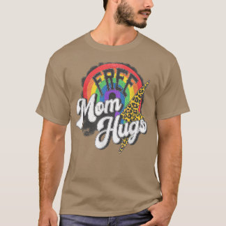 Free Mom Hugs Rainbow Heart LGBT Flag LGBT Pride M T-Shirt