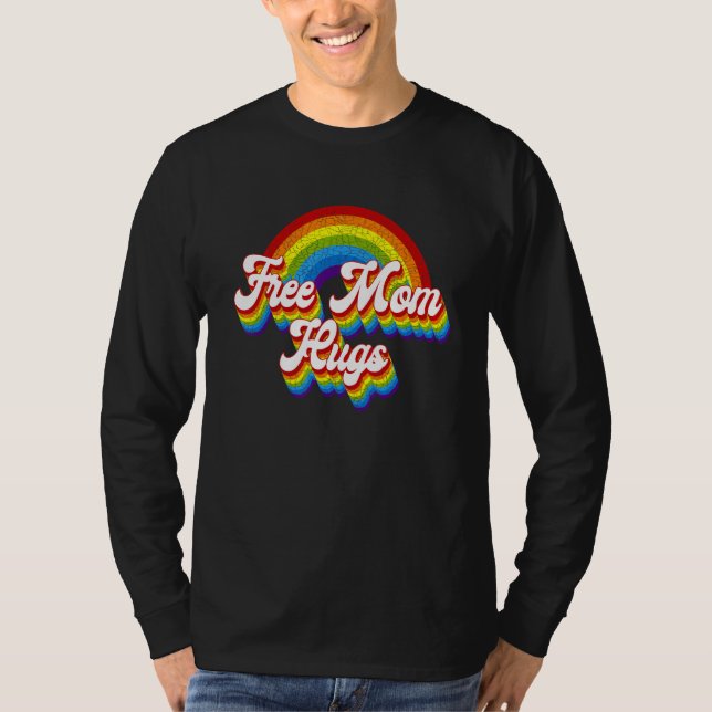 Free Mom Hugs Rainbow Retro LGBT Flag LGBT Pride M T-Shirt (Front)