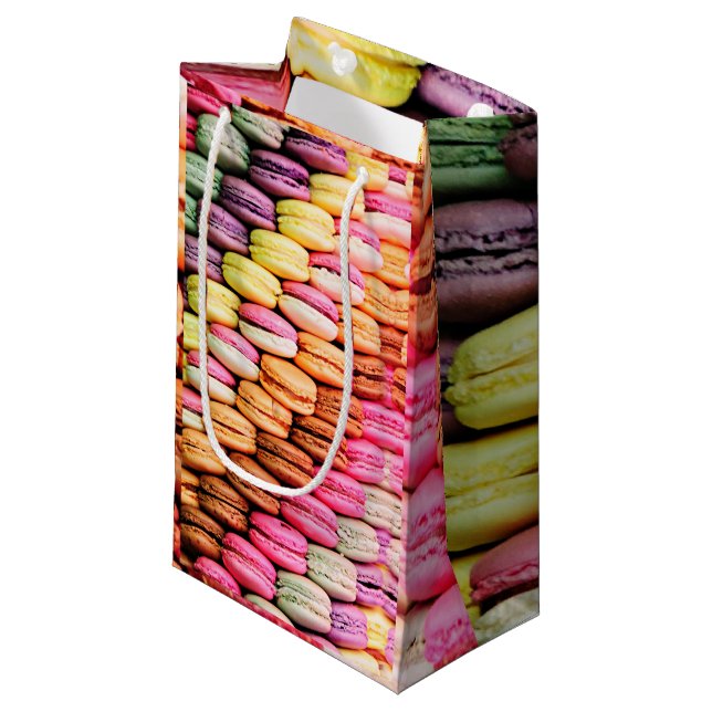 French macaron small gift bag (Front Angled)