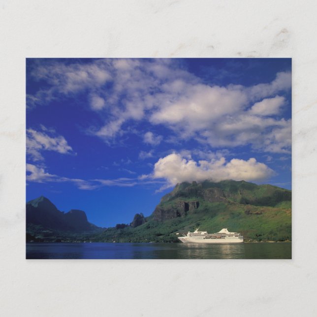 French Polynesia, Moorea. Cooks Bay. Cruise ship 3 Postcard (Front)