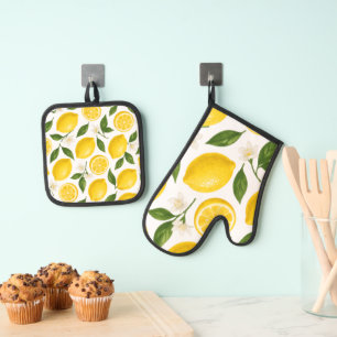 Fresh Lemon Pattern with Leaves & Blossoms Oven Mitt & Pot Holder Set