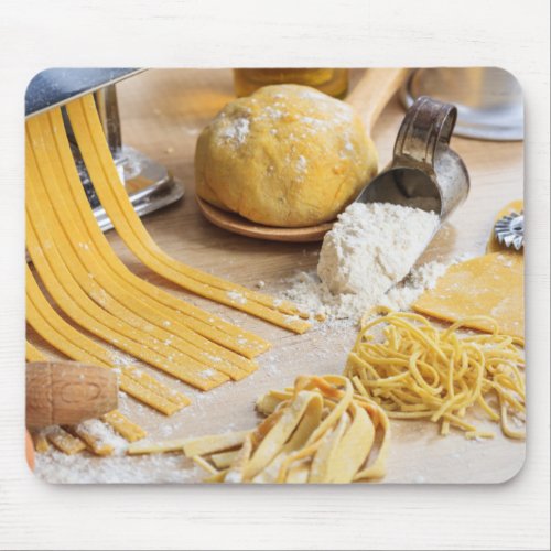 Fresh pasta homemade preparation mouse pad