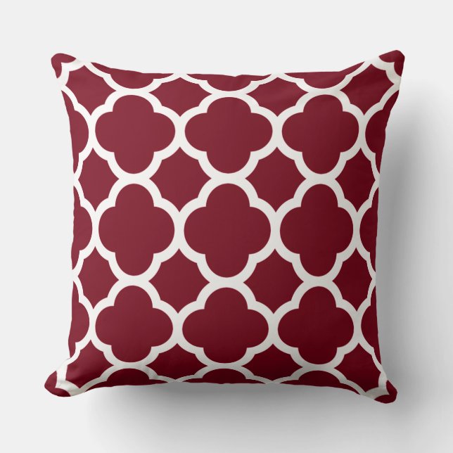 Fresh Picked Cranberries Red Quatrefoil Pattern Throw Pillow (Front)