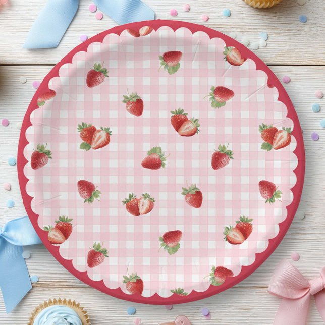 Fresh Strawberry with Pink Gingham Pattern Paper Plates (Strawberry with pink gingham paper plate)