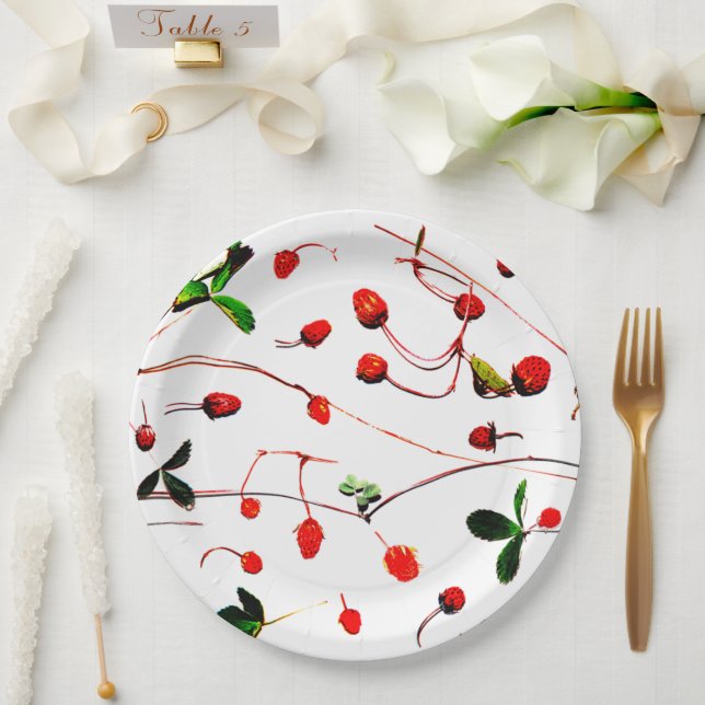 Fresh Wild Strawberries Paper Plates (Wedding)