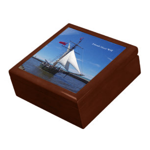 Friends Good Will keepsake box