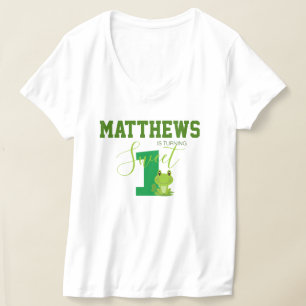 Frog 1st birthday mom matching outfit T-Shirt