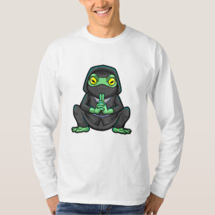 Frog as Ninja in black T-Shirt