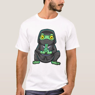 Frog as Ninja in black T-Shirt