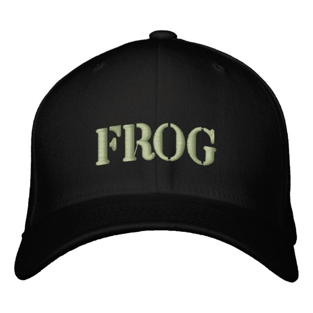 FROG EMBROIDERED BASEBALL HAT (Front)