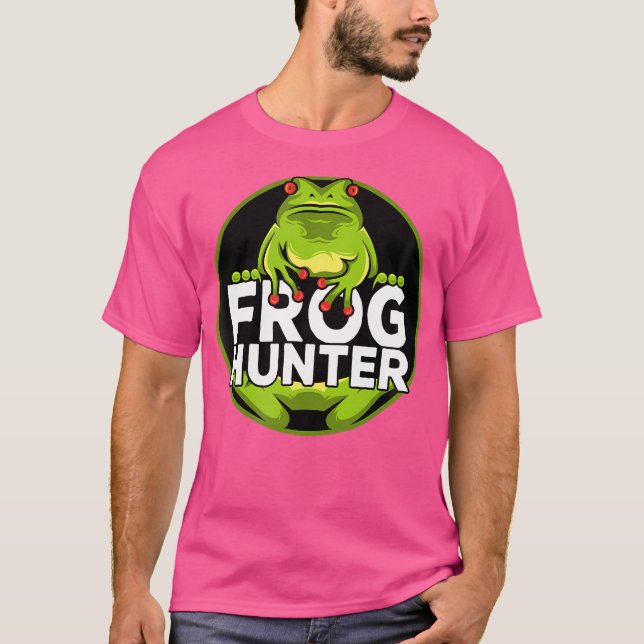 Frog Hunter Or Amphibian Catcher For Frog Lover T-Shirt (Front)