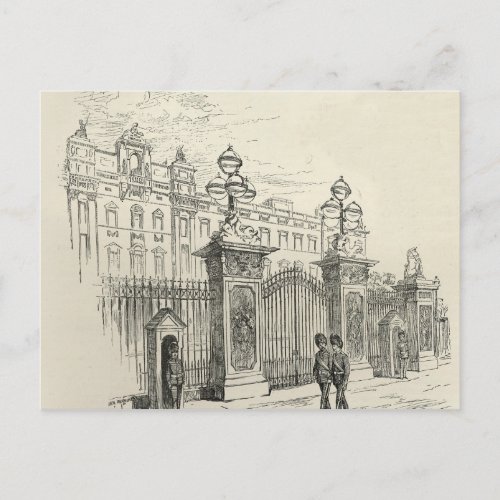 Front view of Buckingham Palace Postcard