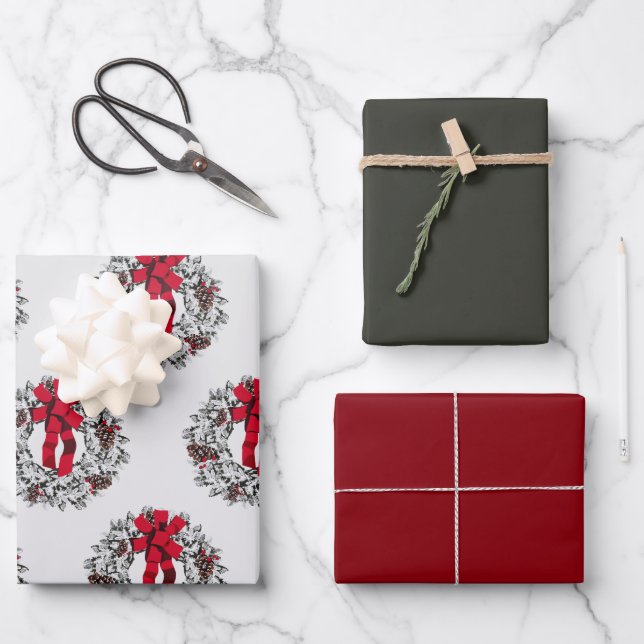 Frosted Wreath Wrapping Set Wrapping Paper Sheets (Front)