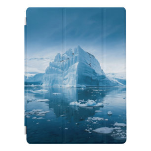 Frozen Majesty – Customizable Arctic Iceberg Art P iPad Pro Cover