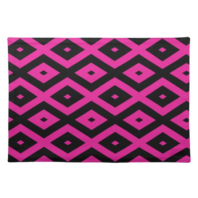 Fuchsia and black diamond pattern cloth placemat (Front)