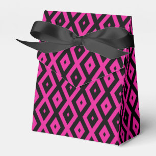 Fuchsia and black diamond pattern favor boxes