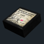 Fuchsia Vintage Love Birds  Sitting in a Tree Jewelry Box<br><div class="desc">Wedding Black Lacquer Keepsake Custom Designer Personalized Jewelry Box or Memory Box Elegant Unique Wedding Anniversary  Christmas Gifts or Valentines Day Gifts</div>