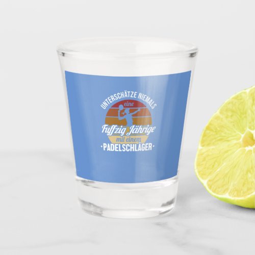 Fuffzig Jdhrige mit Padelschldger Padel 50th Shot Glass