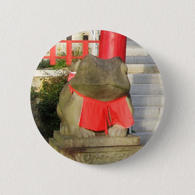Fuku Kaeru 福かえる Fortune Frog with Red Yodarekake Button (Front)