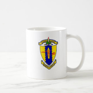 Full 4th Cavalry crest with crossed sabers Coffee Mug