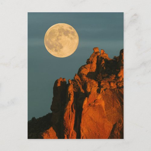 Full Moon  Basalt Cliffs Smith Rock State Park Postcard