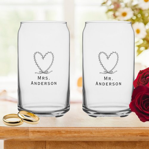 Fully customizable Mr and Mrs heart floral  Can Glass