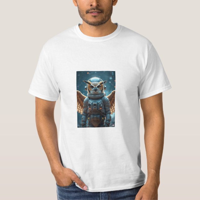 Fun and colorful men's t-shirt with astronaut owl (Front)