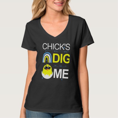 Fun Chicks Dig Me Easter Rainbow Graphic T_Shirt