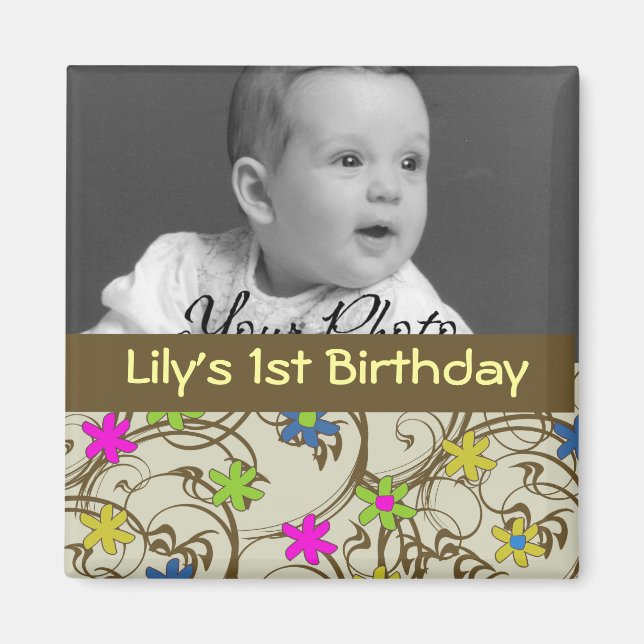 Fun Flower Baby Favor Magnet (Front)