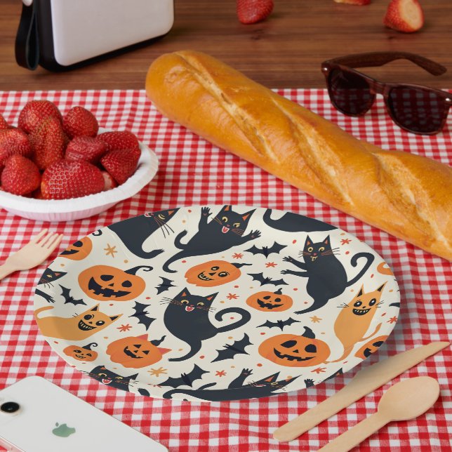 Fun Halloween paper plate  (Picnic)