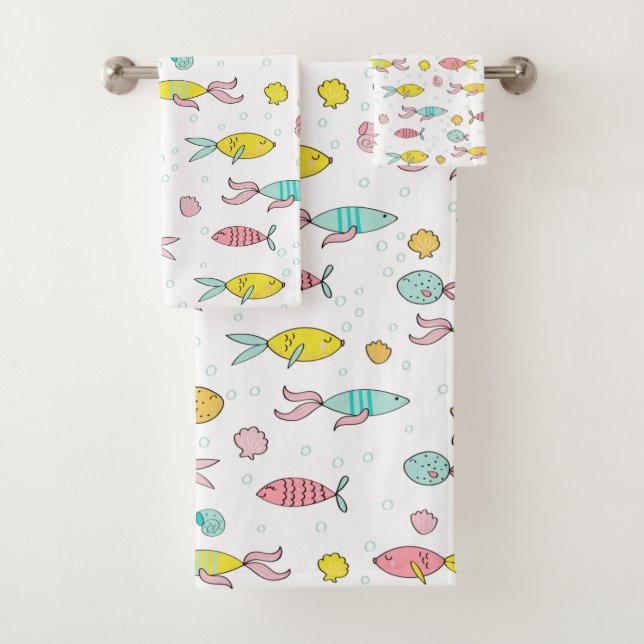 Fun Nautical Fish Pattern Bath Towel Set (Insitu)