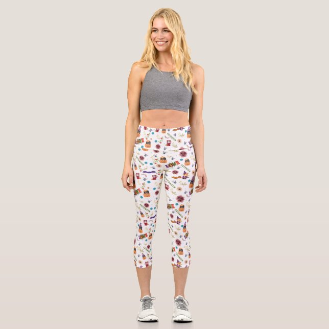 Fun Purple Hat Catoween, Cute Orange Pumpkin Capri Leggings (Front)
