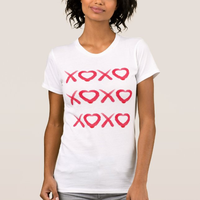 Fun red distressed XOXO love kisses T-Shirt (Front)