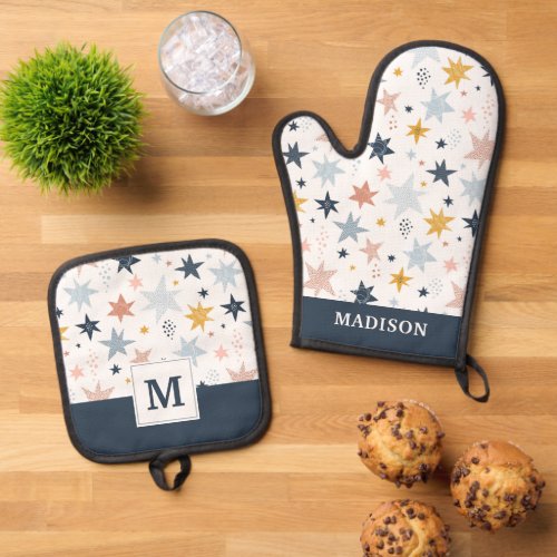 Fun Star Pattern Oven Mitt  Pot Holder Set