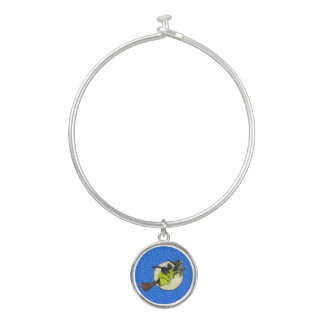 Fun Witch flying on Broom Holding Hat Cat Stars Bangle Bracelet