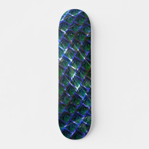 Fundo com imagem verde sob grade escura skateboard